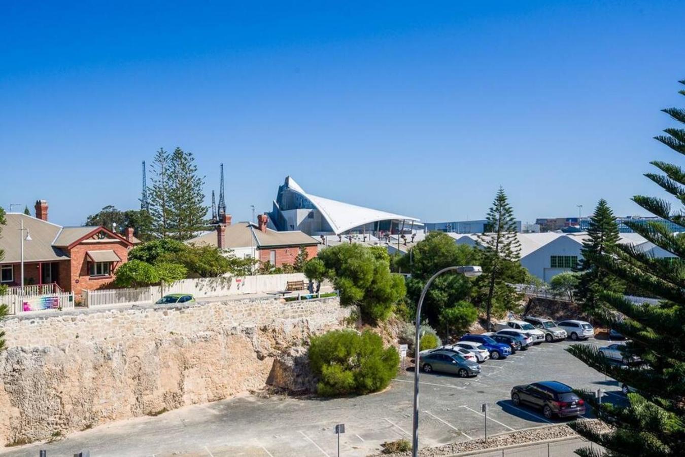 West End Warehouse Historical Opposite Apartment Fremantle